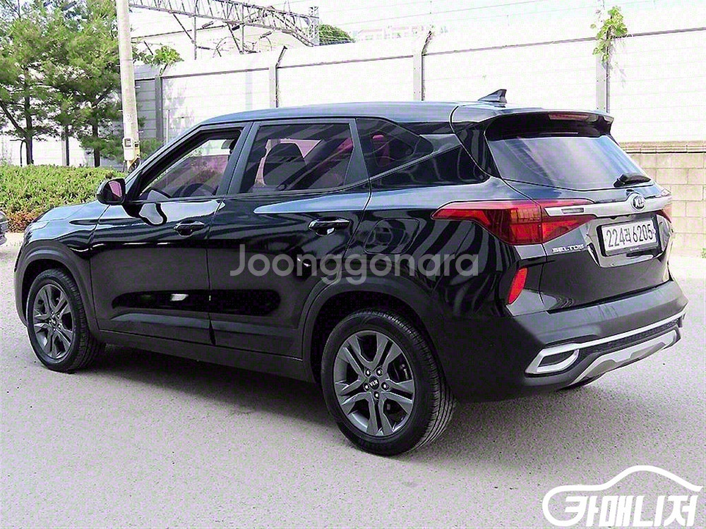 [기아]셀토스 가솔린 1.6 터보 2WD 프레스티지 #--3