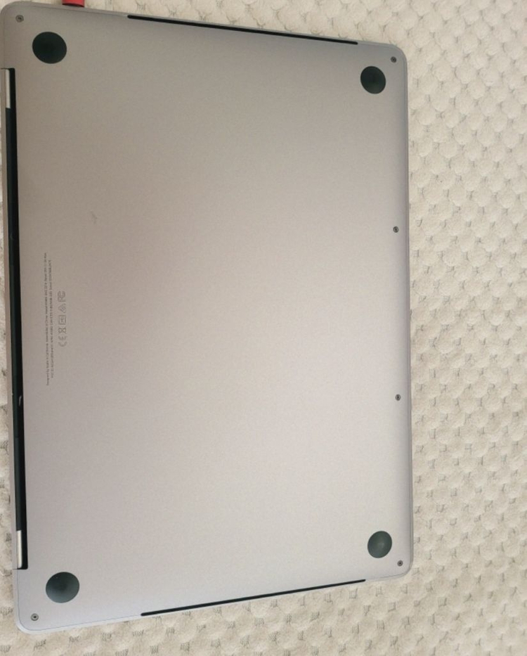 맥북프로2018 13인치 ssd512 이미지