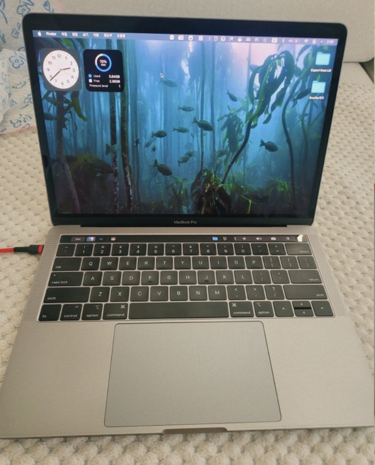 맥북프로2018 13인치 ssd512 이미지