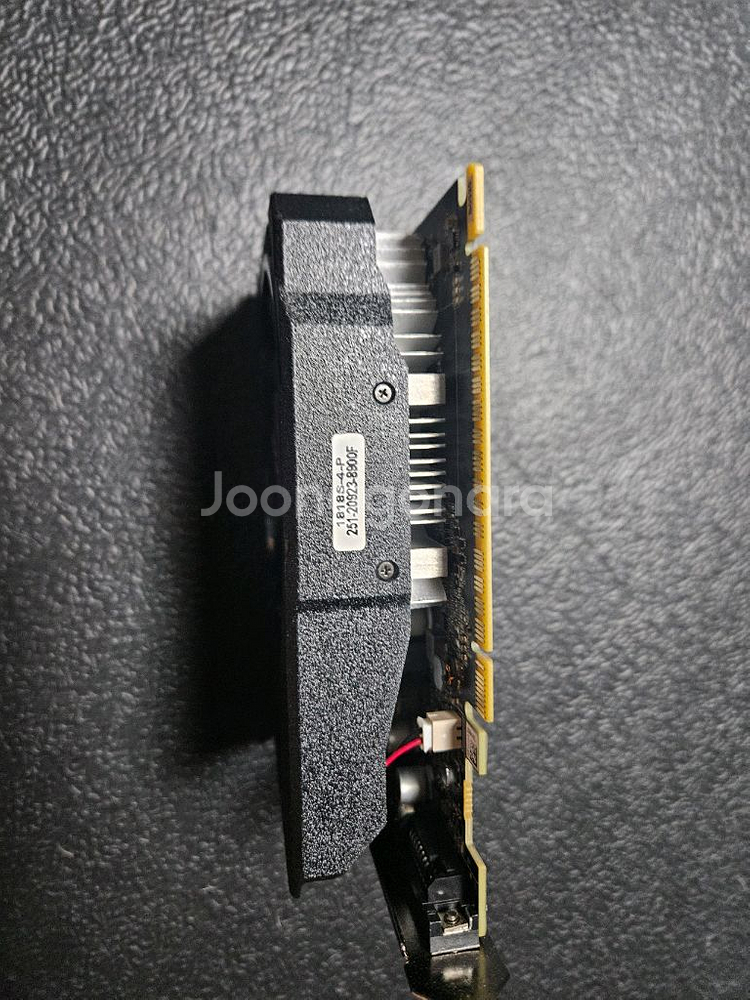 조텍 GTX 1050 2GB 그래픽카드--4