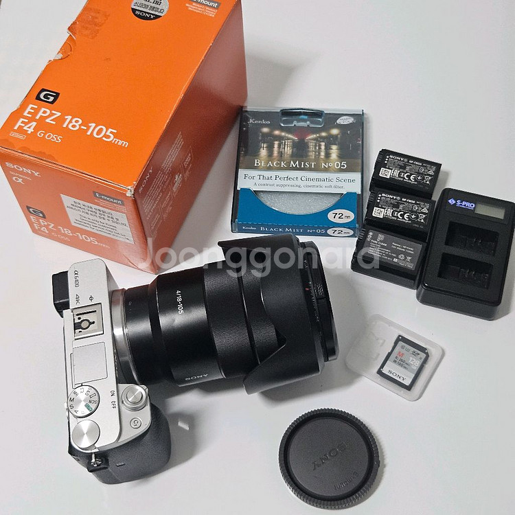 소니 Sony A6400 + 18-105mm--0