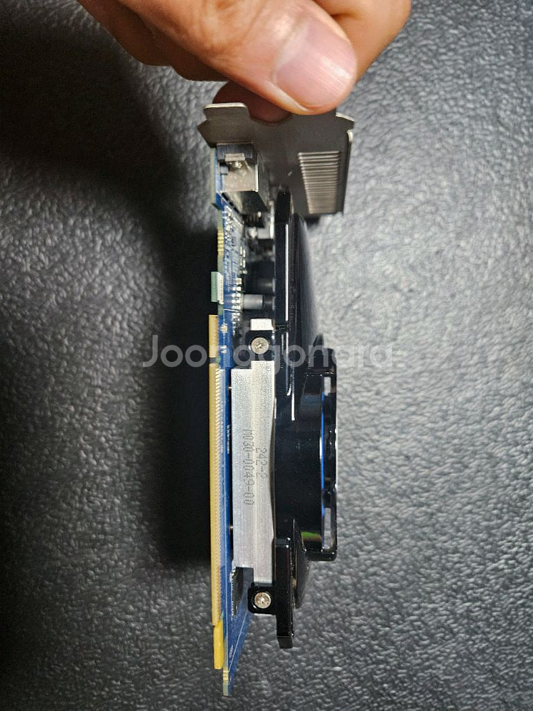 SAPPHIRE HD7750 그래픽 카드--1