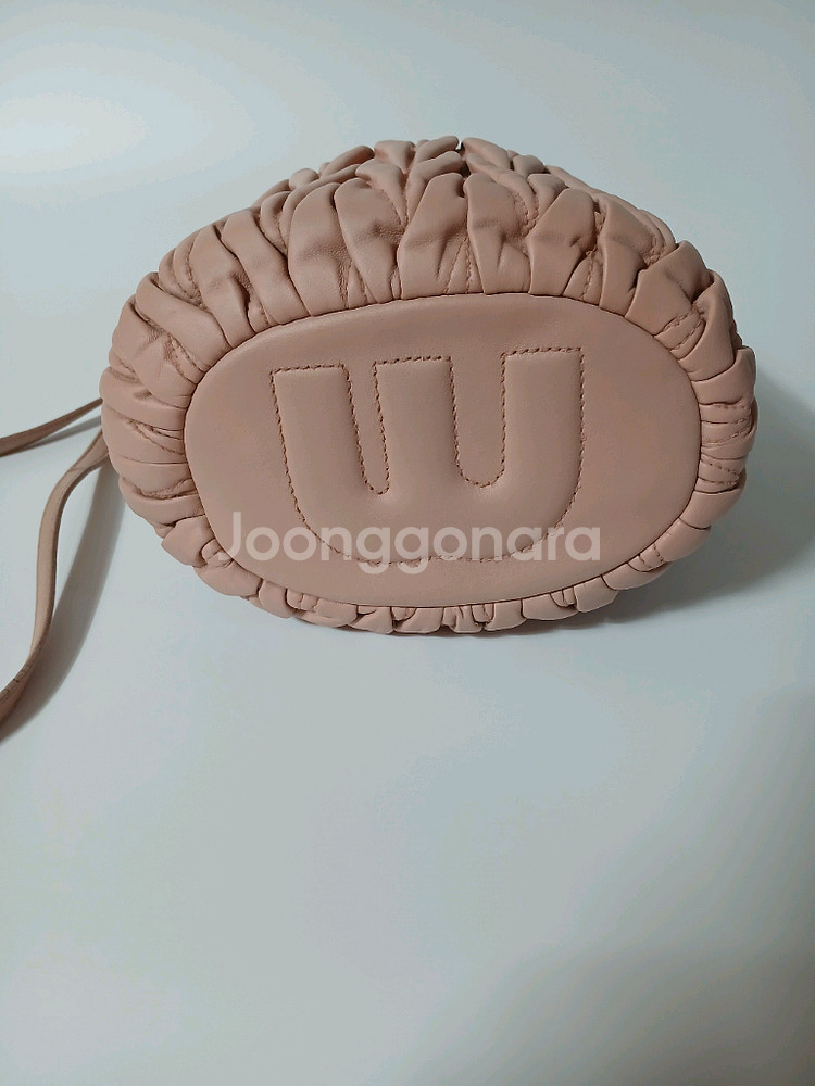 미우미우 마틀라쎄 나파 버킷백--4