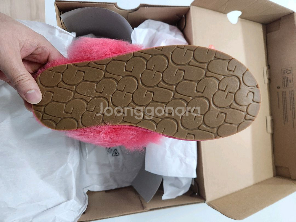 UGG 스쿠프 시스 240 새상품--1