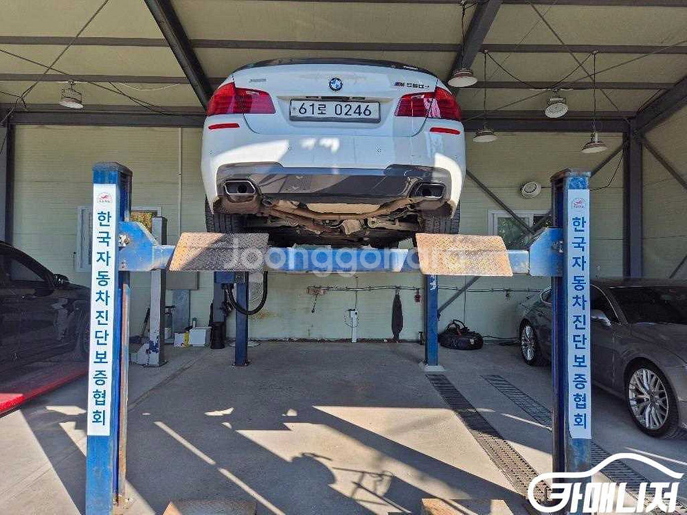 [BMW]5시리즈 (F10) 520d M 에어로다이나믹--0