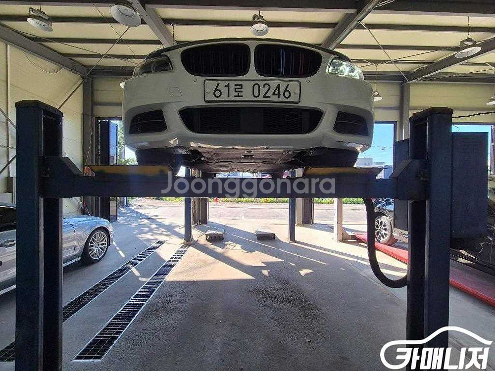 [BMW]5시리즈 (F10) 520d M 에어로다이나믹--1