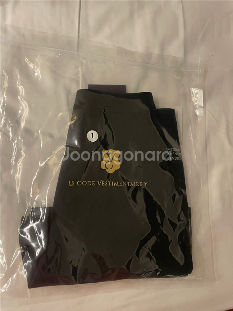 코스모폴리탄줄라이 파리브레스트 쇼츠1(2로 교환환영)--0