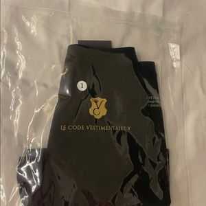 코스모폴리탄줄라이 파리브레스트 쇼츠1(2로 교환환영)