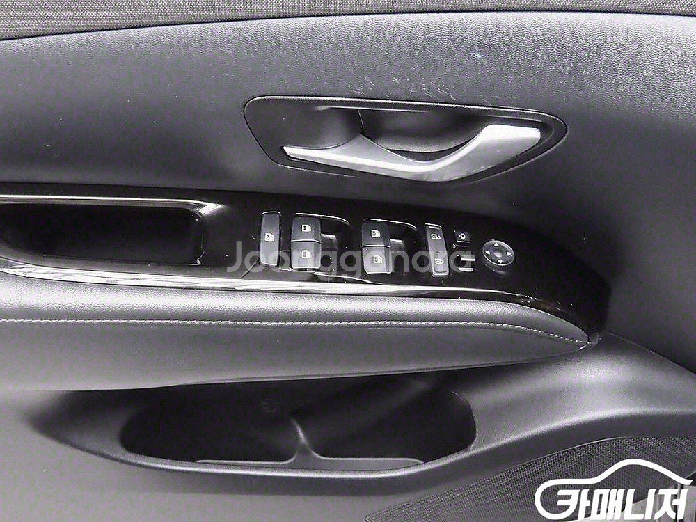 [현대]투싼 (NX4) 가솔린 1.6 터보 2WD 프리--9
