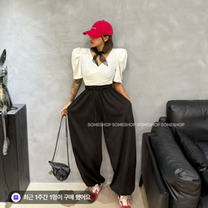 블랙바비 힙조거 25여름 블랙 거의새제품