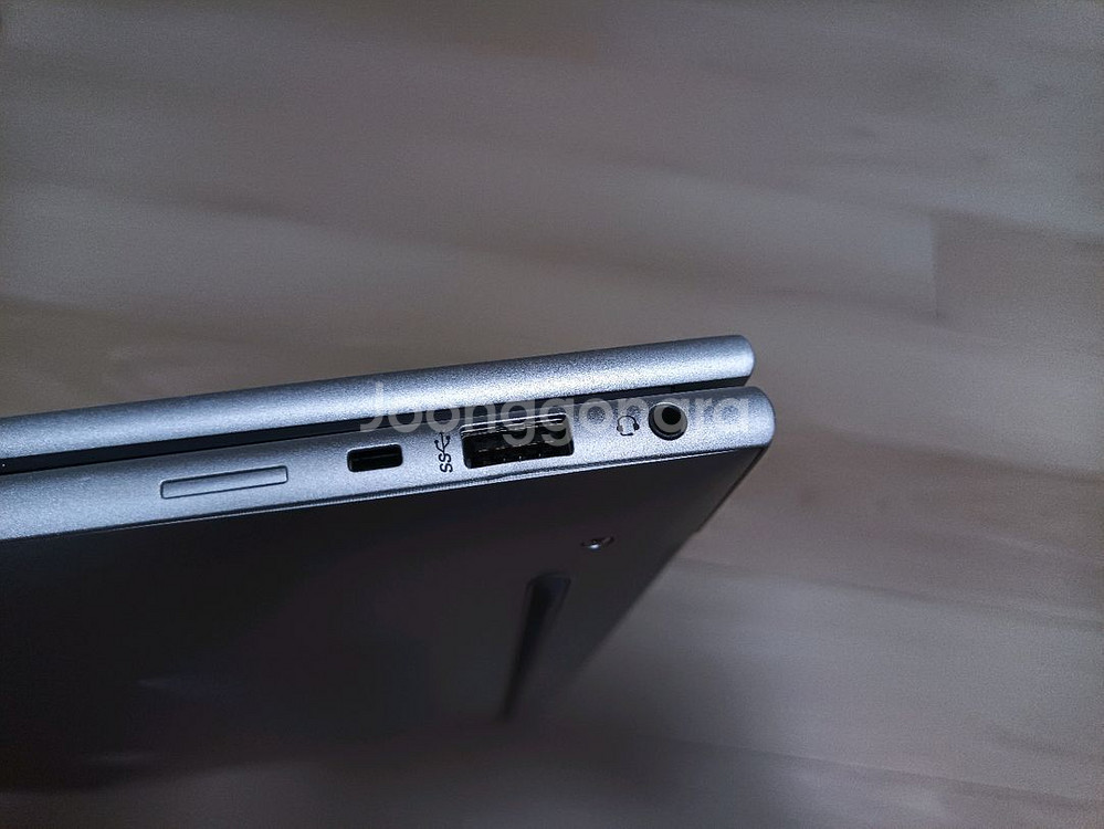 HP Elitebook 860 G9--5