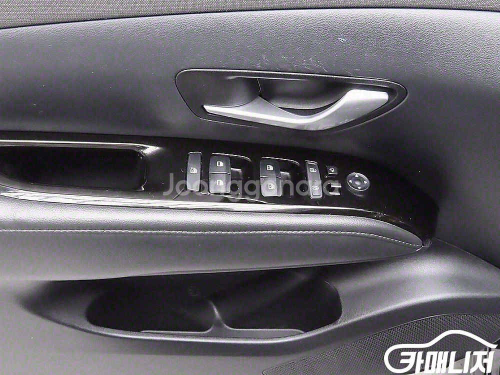 [현대]투싼 (NX4) 가솔린 1.6 터보 2WD 프리--9
