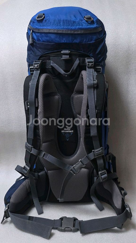 [신형] 도이터 에어컨텍트 35+10 등산배낭 비박배낭--2