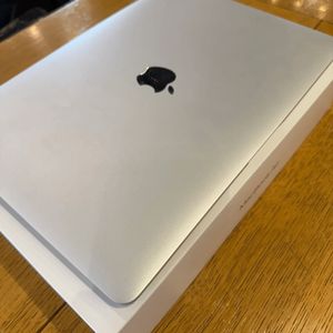 맥북에어 M1 8GB/256GB