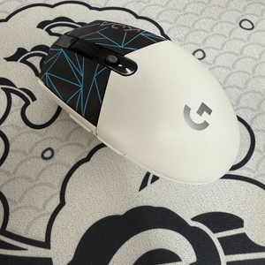 로지텍 G304 KDA 에디션 (거의 새거)