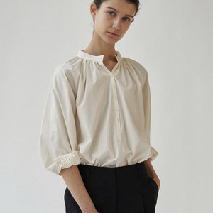 낫띵리튼 Kate shirring shirt (Ivor