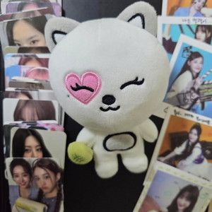 위씨 스테이씨 인형