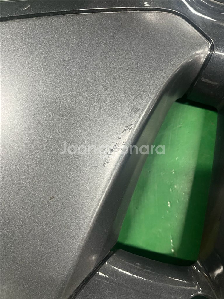 테슬라 18인치 휠캡 팝니다--2