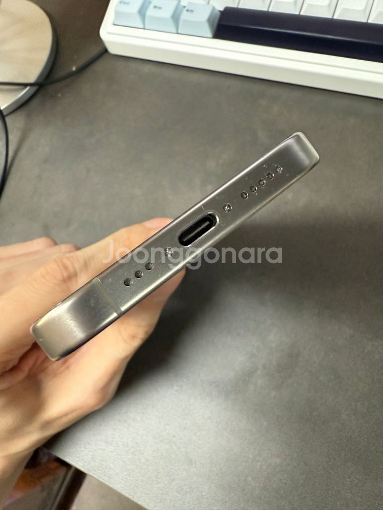 (S급)아이폰15프로 내추럴 티타늄 128GB 판매--7