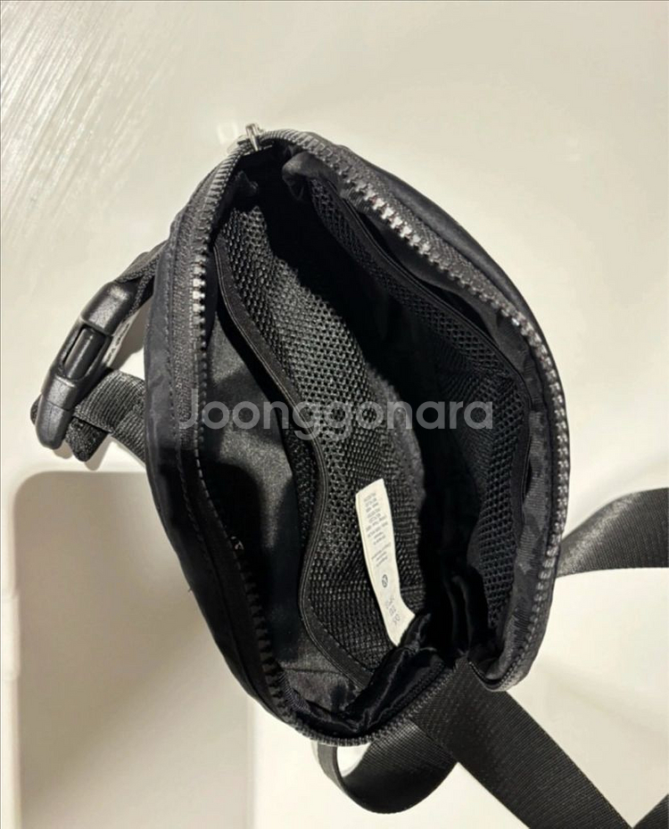 룰루레몬 에브리웨어 벨트백 1L 블랙 골프백 힙색 미니--4