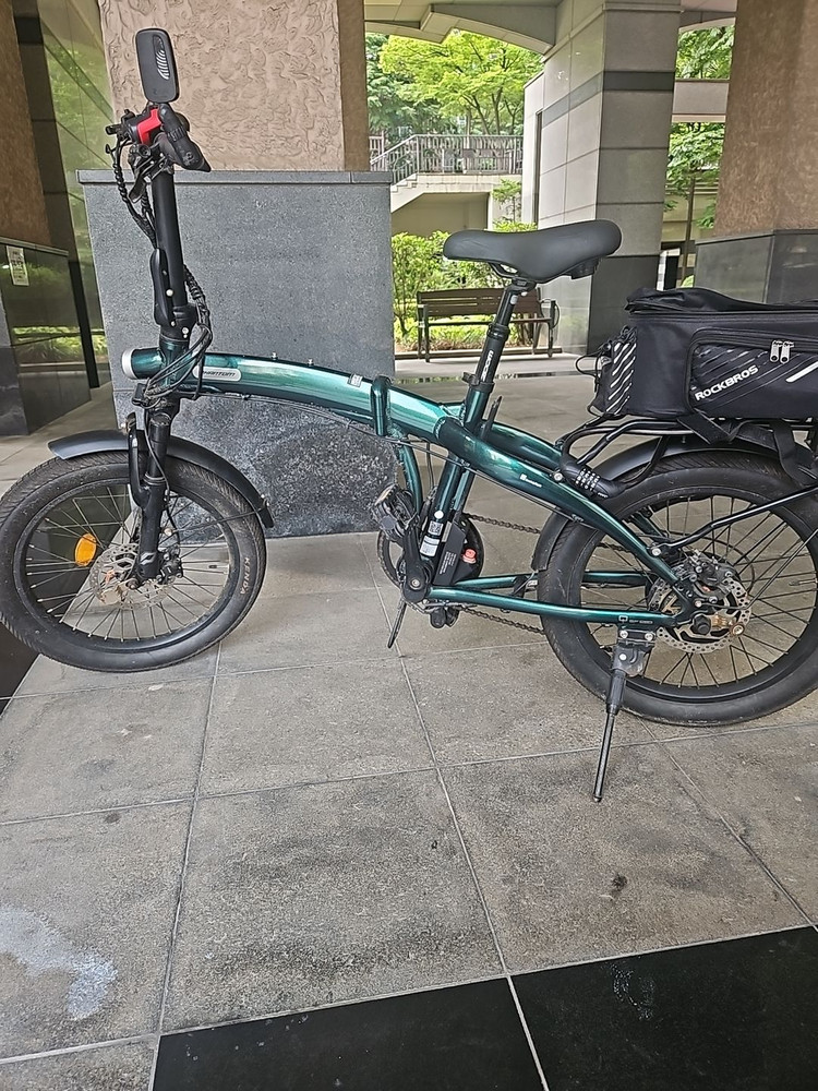 팬텀 Q SF 플러스 접이식 전기자전거 이미지