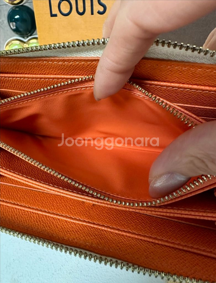 (정품) 루이비통 모노그램 멀티 화이트 장지갑 (오렌지--8