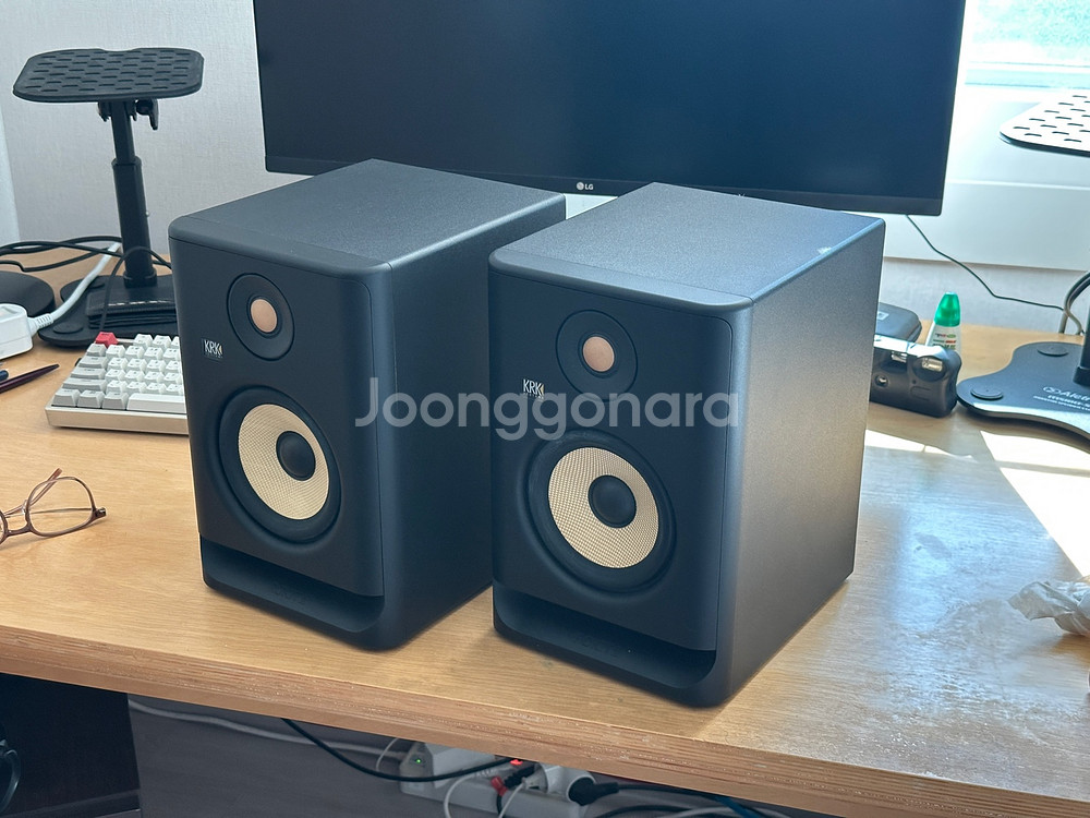 KRK Rokit 5 G4 한 조 + 스텐드--2