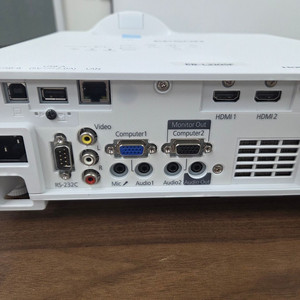 엡손 단초점 빔프로젝터 EB-L210SF EB-L200
