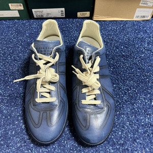 마르지엘라 독일군(네이비, 40.5)팝니다.