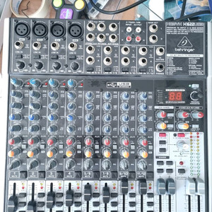 베링거 X1622 USB