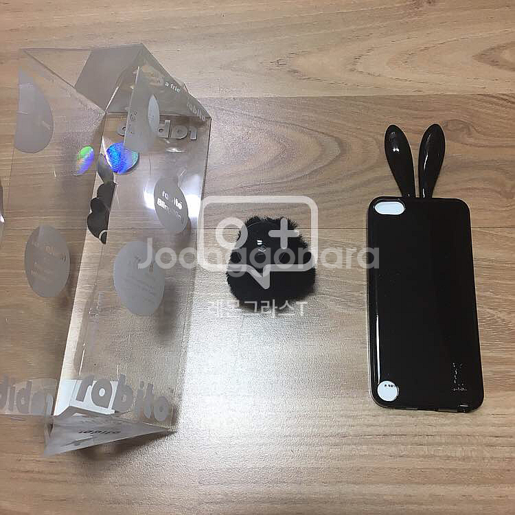 rabito blingbling iPod touc--2