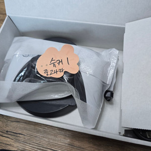 PS5 판매합니다. 컨트롤러 2대, 사이버펑크 CD포함