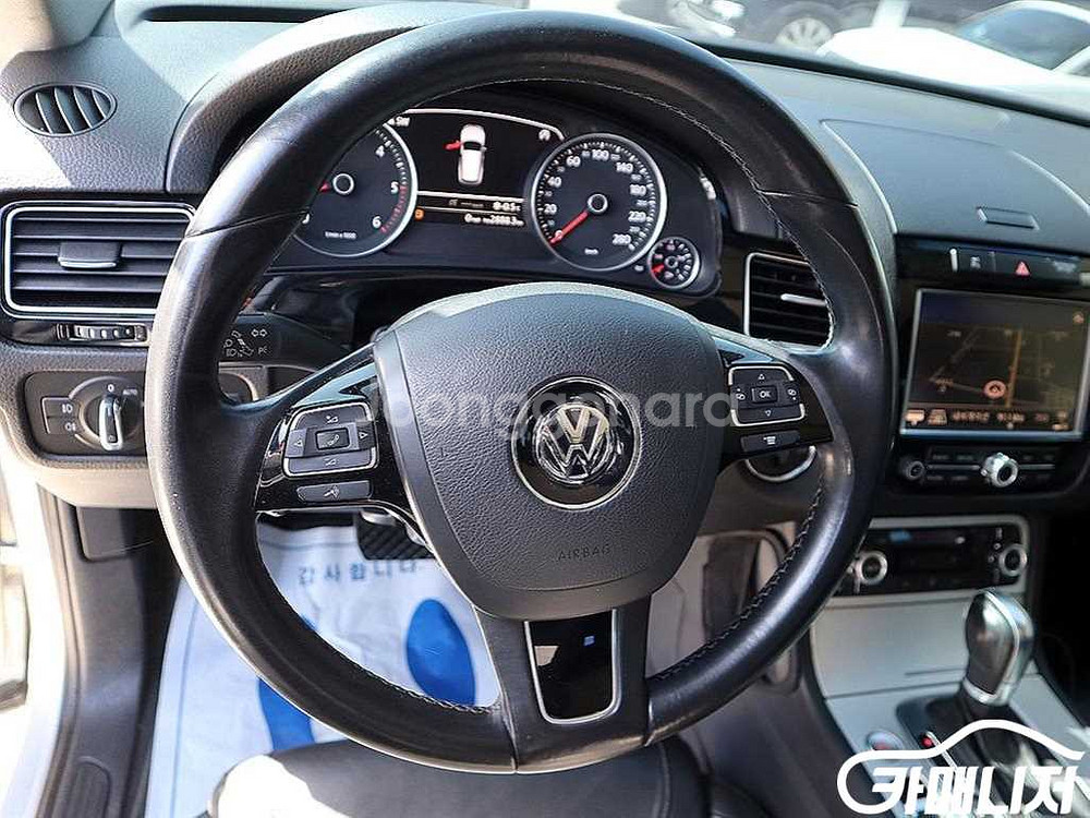 [폭스바겐]뉴 투아렉 V6 3.0 TDI 블루모션 #앱--6