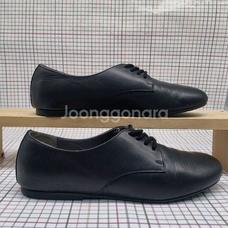버켄스탁 레이서슈즈 38 240--0