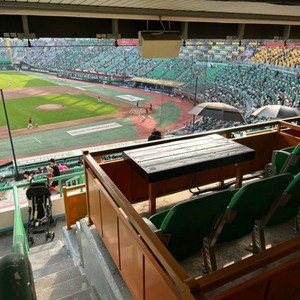 7/18(금) 두산 SSG랜더스3루 내야패밀리존 4인