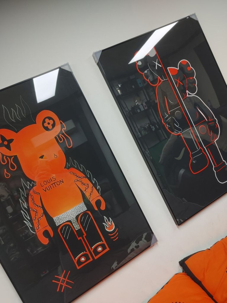 루이비통 베어브릭 카우스 피규어 대형 그림 액자 소품--5