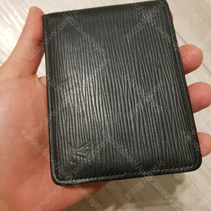 정품 루이비통 에삐 반지갑