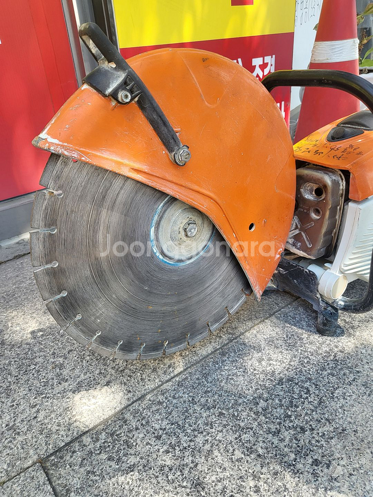 콘크리트벽 절단기스틸 핸드컷팅기 STIHL TS800--8