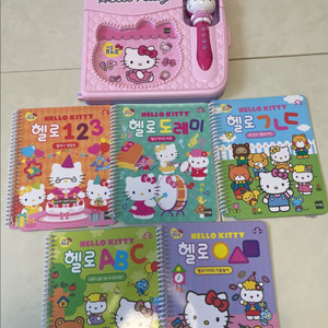 헬로키티 리틀퓨쳐북