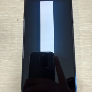 고장난 아이폰11프로맥스 64g