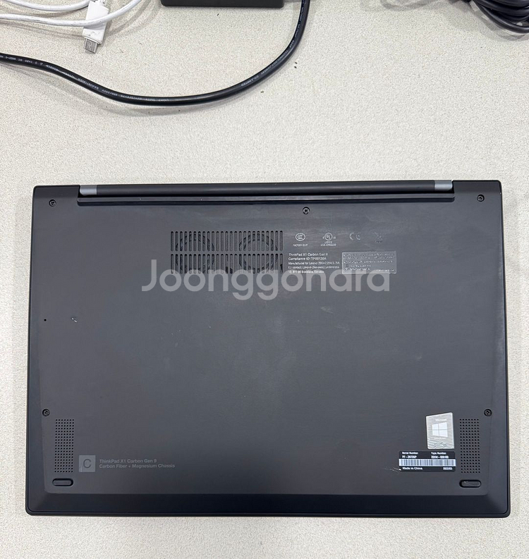 레노버 씽크패드 X1 카본 i7 11세대 노트북 팝니다--6