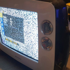 LG 클래식 14인치TV 진한갈색