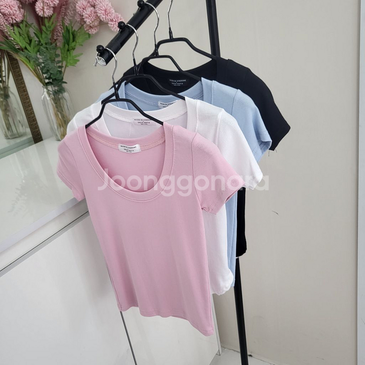 기본 유넥 슬림핏 캐쥬얼 티셔츠(2color)ㅡ무배--1