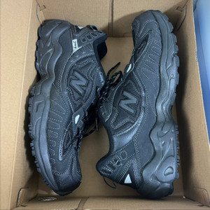 703 뉴발란스 270