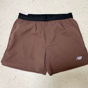 뉴발란스 AC Lined 5인치 쇼츠