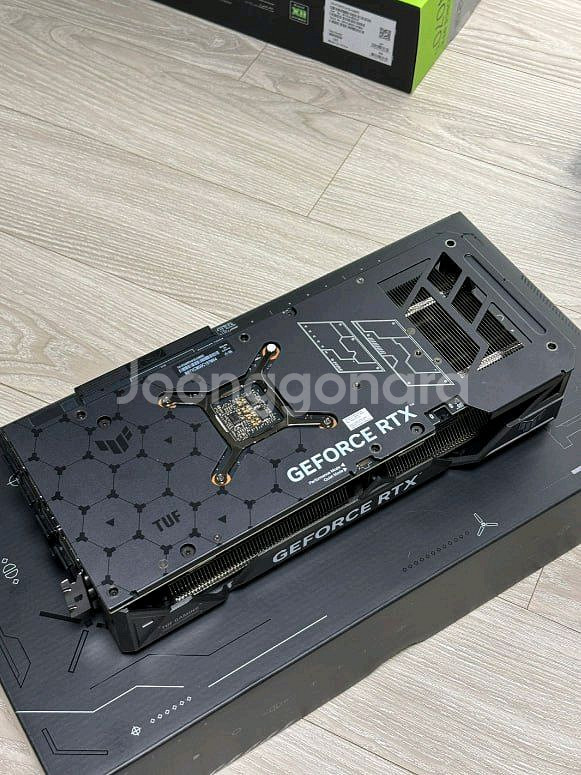 ASUS TUF 4070Ti OC D6X 12GB--3