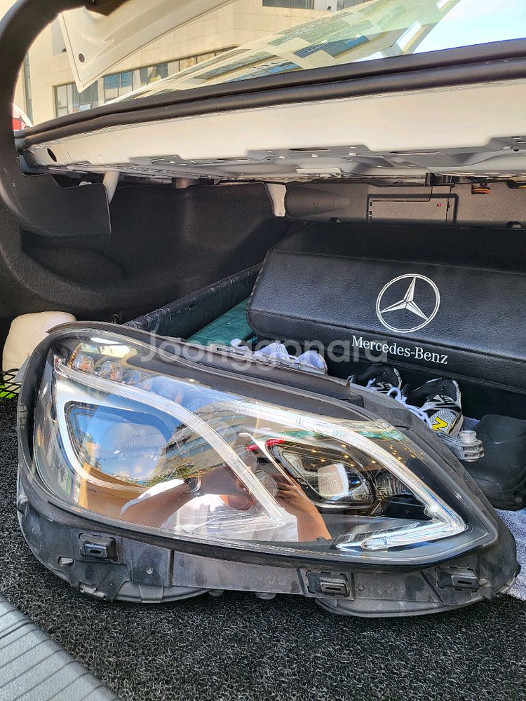 벤츠 W212 E클래스 조수석 헤드라이트 판매합니다.--0