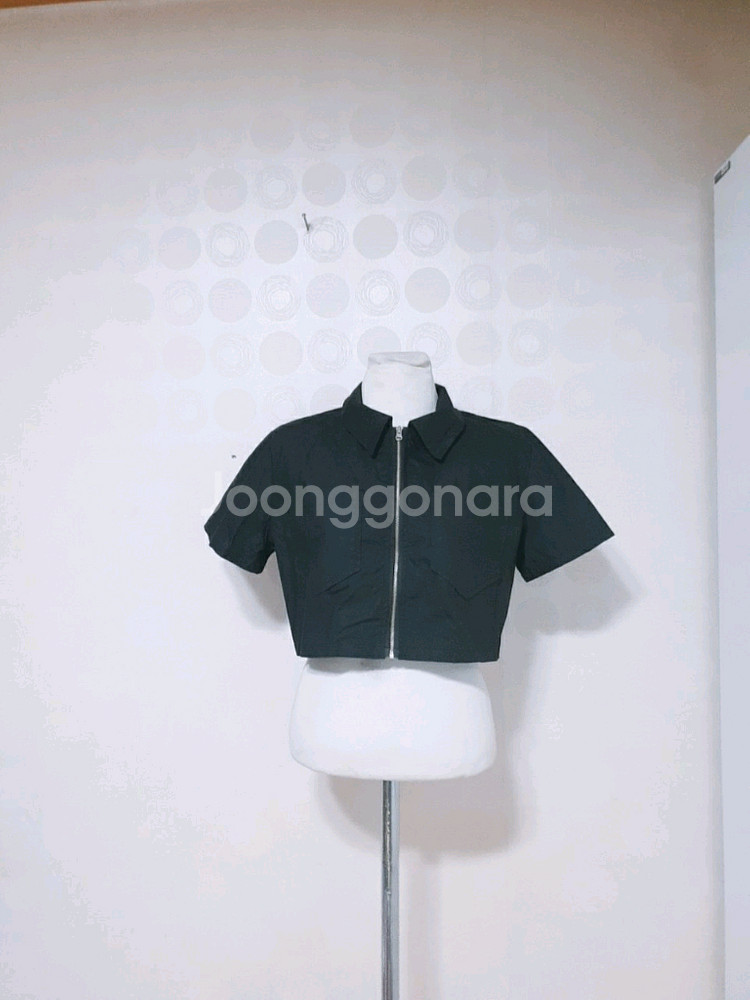 Free/새것/크롭티/크롭반팔티/크롭집업/여성반팔티/크--0