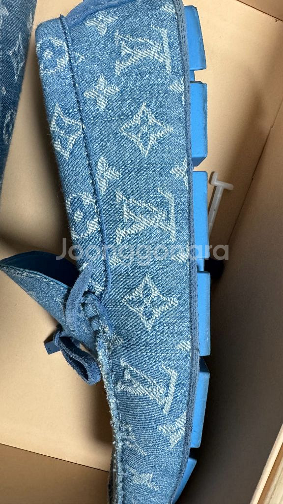 루이비통 lv 드라이버 모노그램 데님 모카신 로퍼270--1