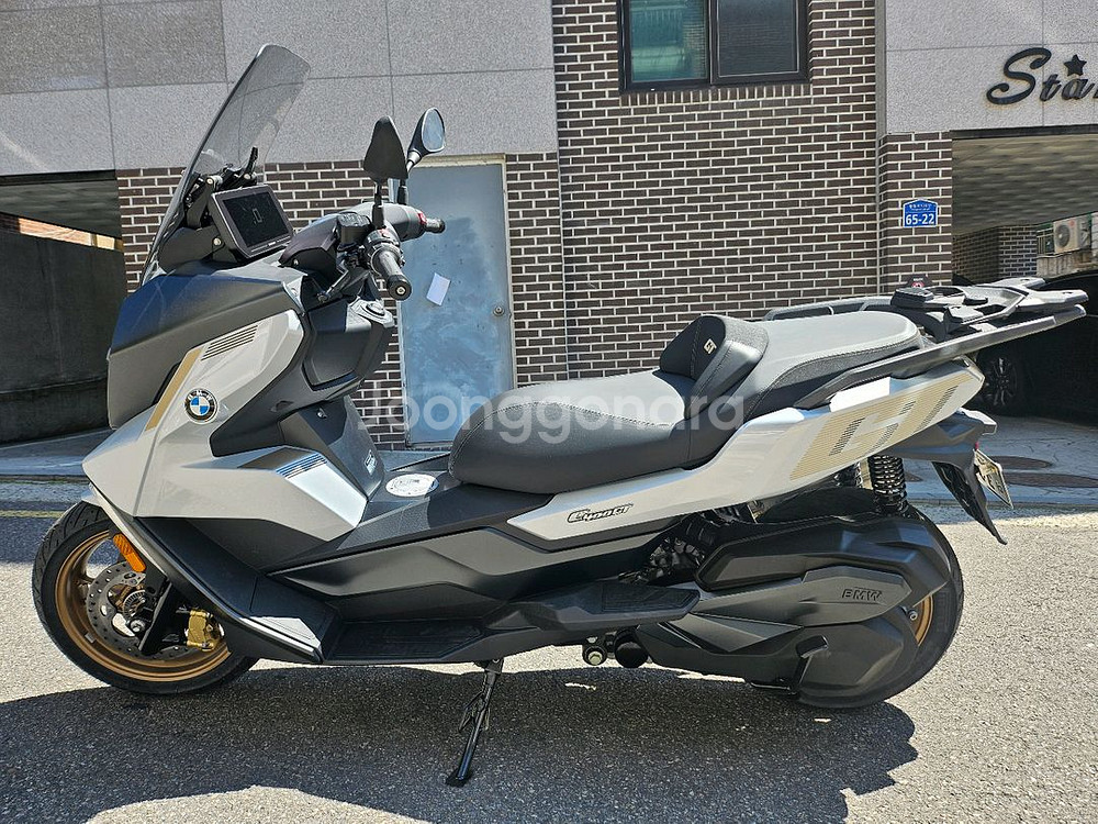 bmw c400 gt--2